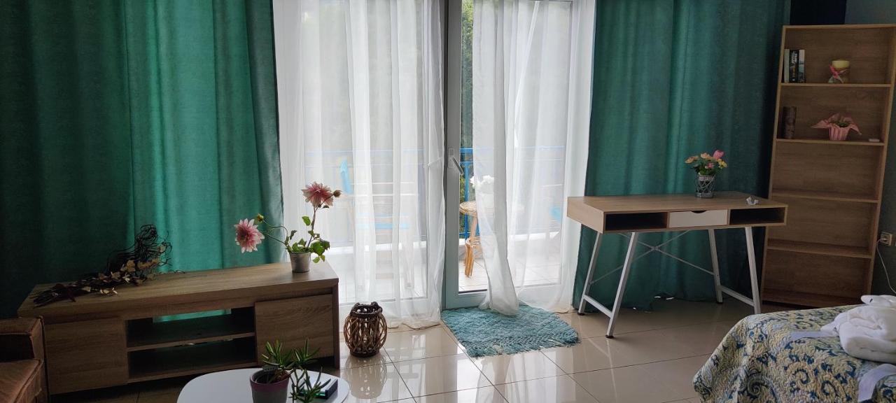 Hospitable Appartment In The Central Park, Xánthi Ngoại thất bức ảnh