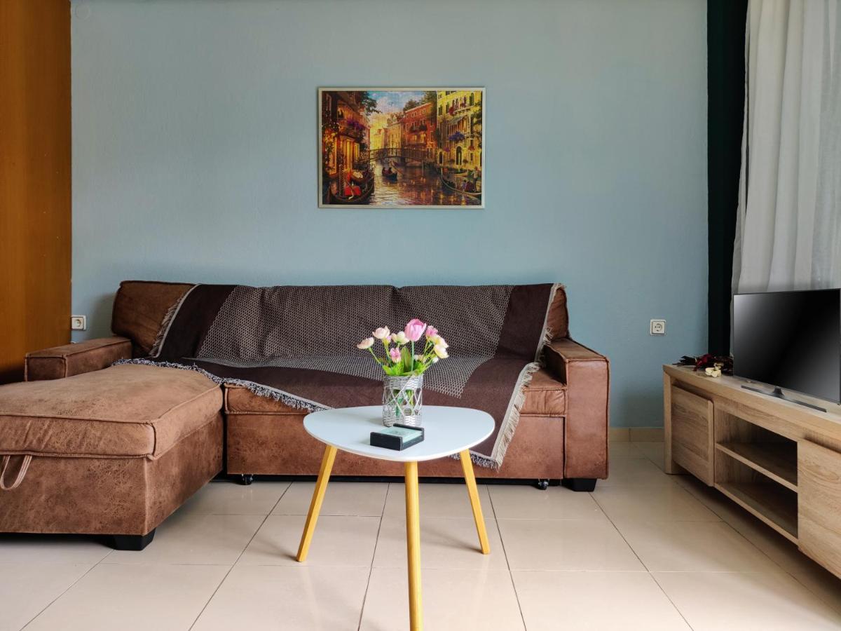 Hospitable Appartment In The Central Park, Xánthi Ngoại thất bức ảnh
